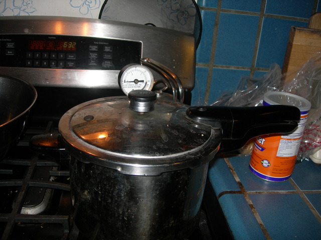 Snelkookpan met drukmeter